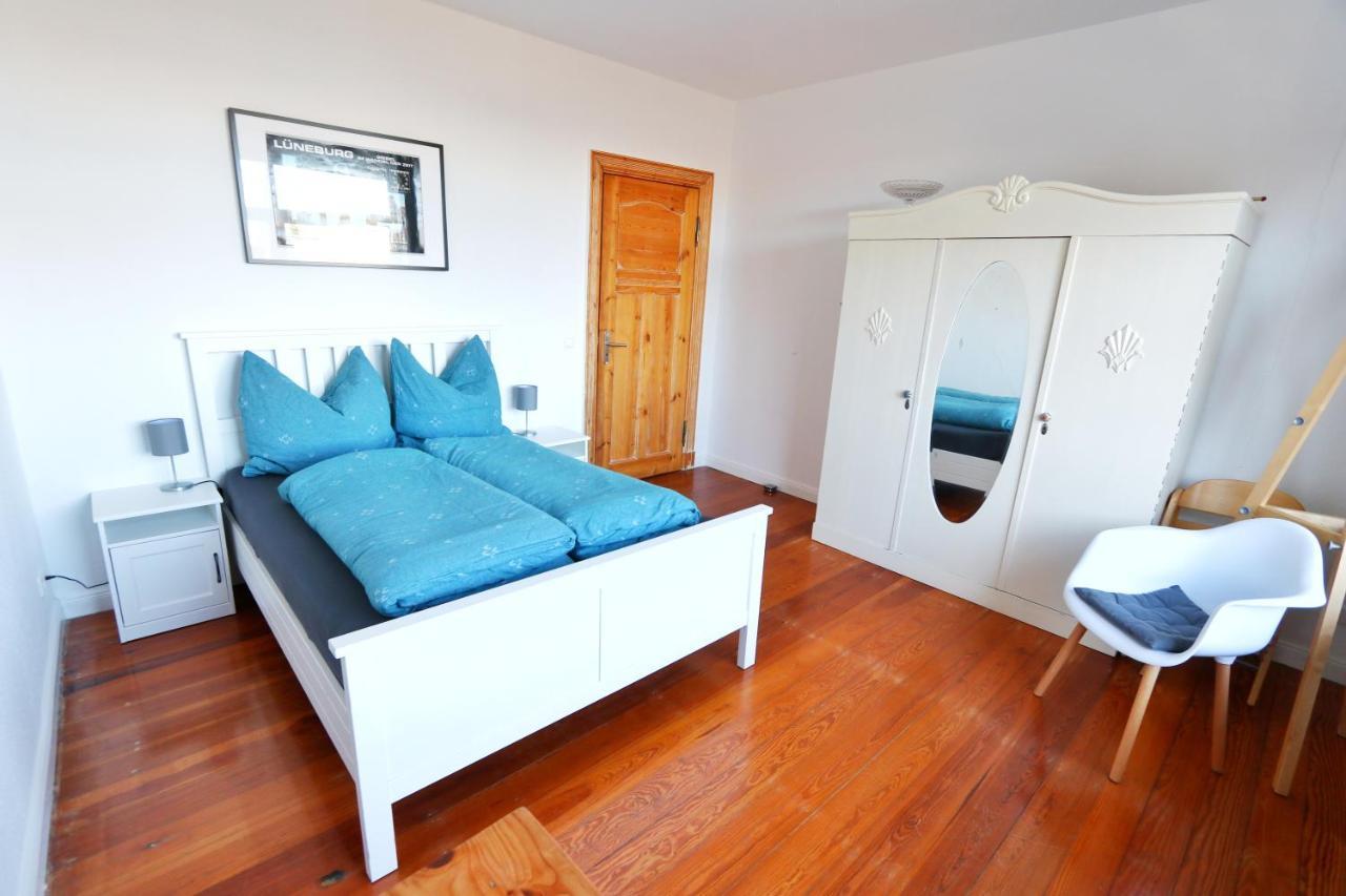 Zum Suelztor Apartment Luneburg Bagian luar foto